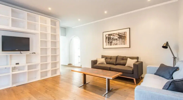 Barberini Enchanting Terrace Apartment