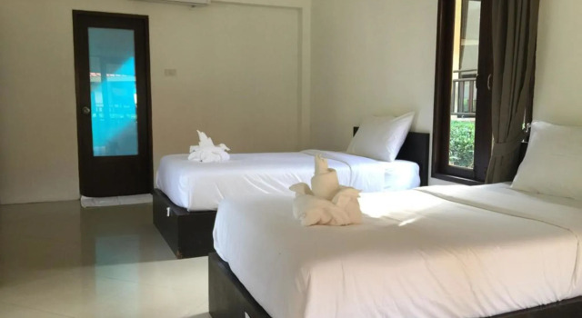 Aquavana Haad Rin Resort