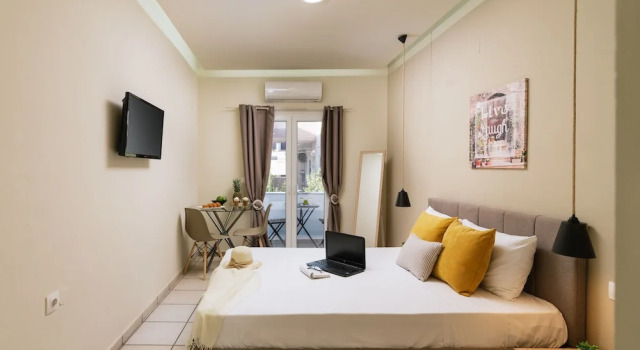 Полулюкс Ermis Luxury Suites & Apartments