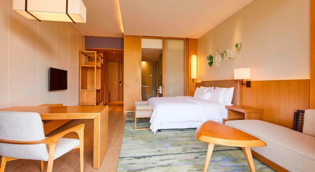 Двухместный номер Standard с балконом и с видом на сад The Westin Shimei Bay Resort