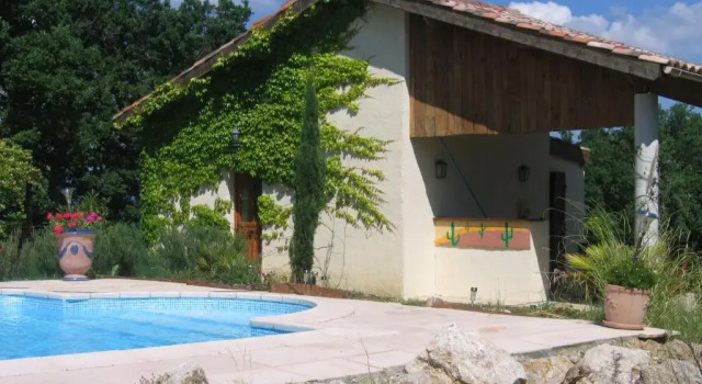 Коттедж La Maison Jaune