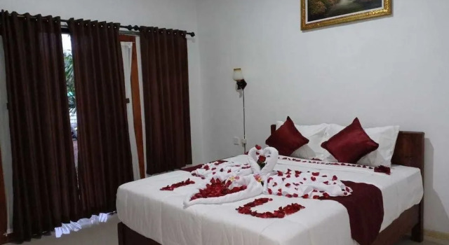Santhi Guna Bungalow