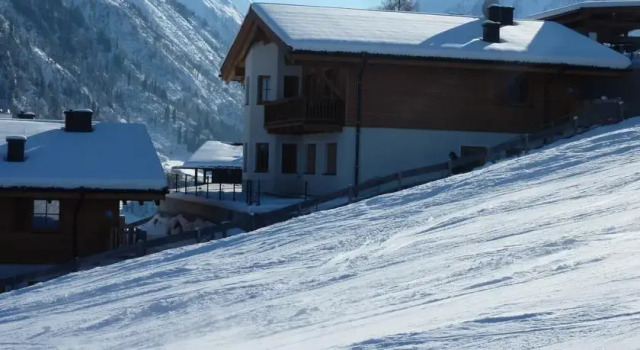 Piste Chalet Kaprun, Забронировать Шале Коттеджи Капрун, рядом с Электростанция Тауэрн, Коттедж