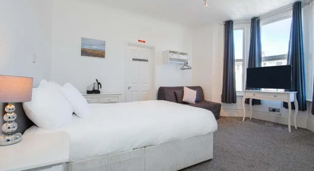 Трёхместный номер Standard Pier Hotel Clacton on Sea By OYO