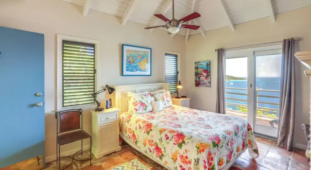 Вилла St Thomas Cliffside Villa with Pool & Hot Tub