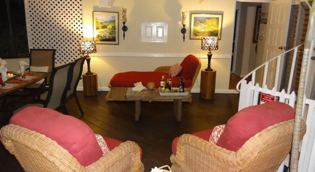 Вилла с балконом Dreamin Villa  Villa 4