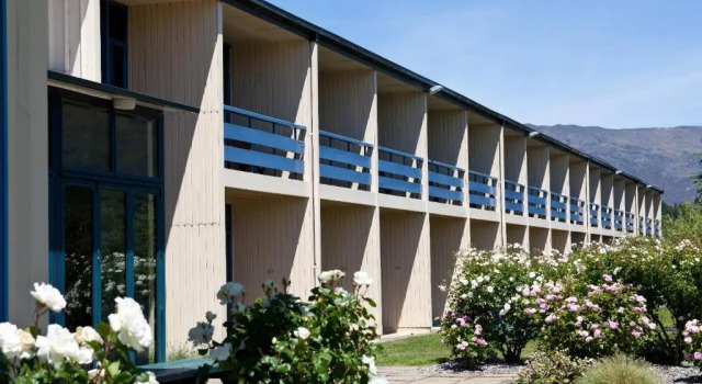 Wanaka Hotel