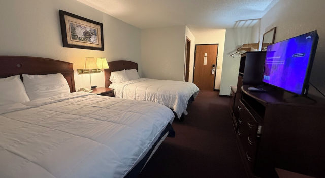 Номер Economy Clarion Hometown Inn