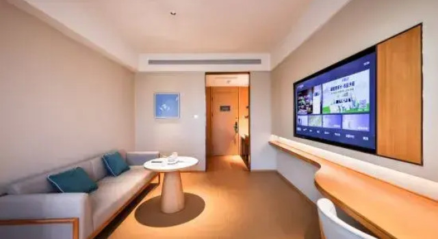 Люкс JI Hotel (Tianjin Tanggu Railway Station Waitan Park)