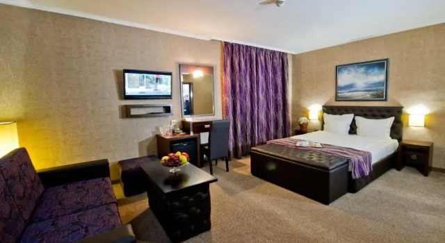 Полулюкс Spa Hotel Spartak
