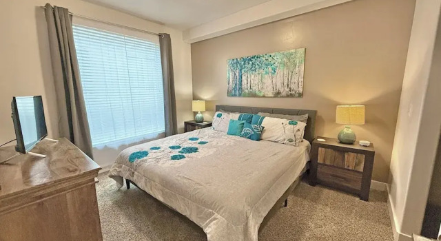 Номер Deluxe Spacious 2-Bedroom Urban Oasis