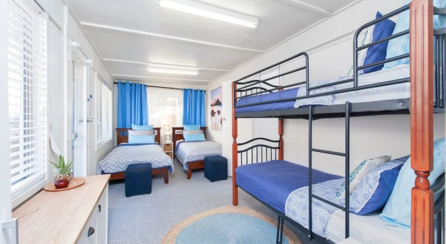 Bagnalls Beach House, 3 Burbong Street, Забронировать Отель Нельсон-Бей Port Stephens, рядом с Baptist Tabernacle