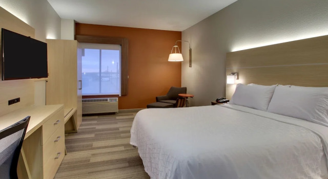 Holiday Inn Express Hotel & Suites Cedar Rapids-I-380 At 33Rd Ave, 预订 酒店 锡达拉皮兹 爱荷华州