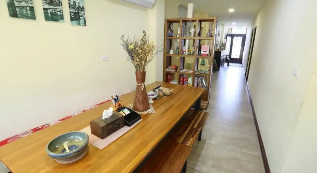 Sanyi Hawthorn B&B