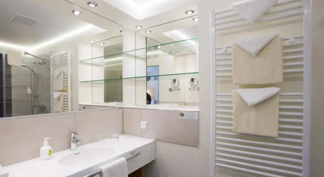 Полулюкс Pfalzhotel Asselheim