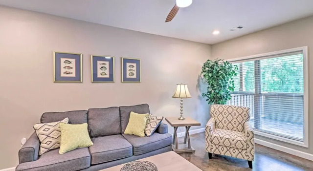 Dtwn Bull Shoals Condo: 1 Mi to Lake Access!, 예약 호텔 Bull Shoals Ozarks
