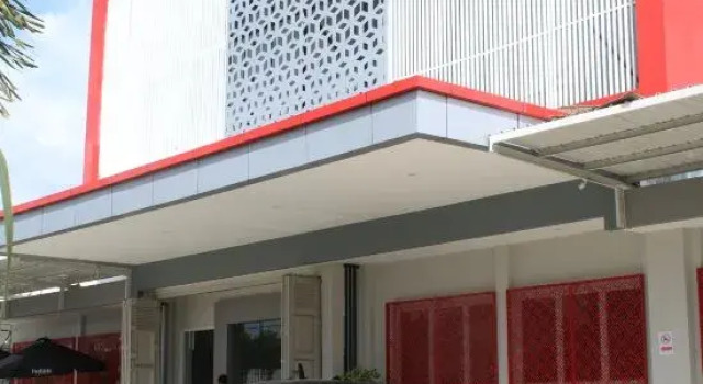 Helsinki Hotel, Prenota Hotel Hotel a Sulawesi con parcheggio, Parcheggio