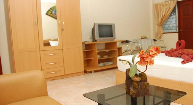 Sirikarn Residence and Luxury Apartments