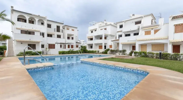 Secreto in Oliva With 3 Bedrooms and 1 Bathrooms, Забронировать Отель Старый город Олива Коста-де-Валенсия