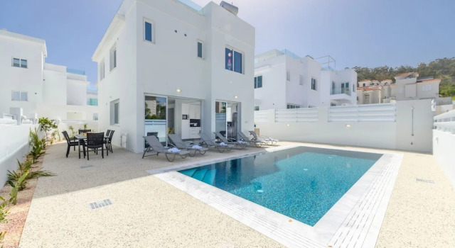 Вилла Green Bay Villa 17 in Protaras