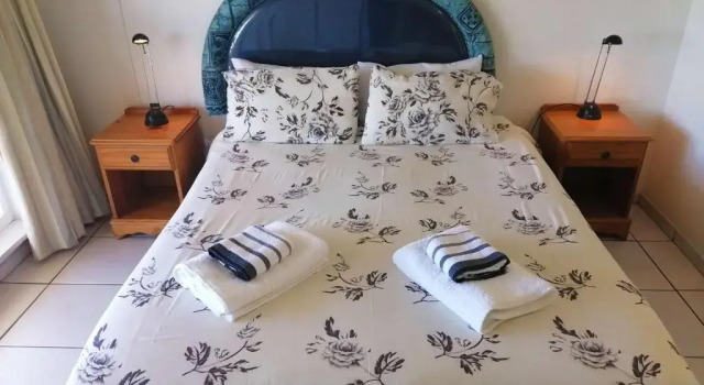 The Beach House, Забронировать Дом для отпуска Маргит Durban South Coast