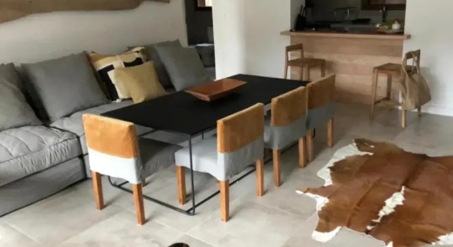 Arelauquen Bariloche Departamento para 5 Personas al Lago Gutiérrez, Забронировать Апартаменты/квартира Отели Сан-Карлос-де-Барилоче с парковкой, Парковка