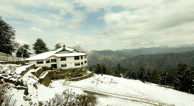 Kufri Heritage Resort & Spa, Забронировать Курортный отель Отели штата Химачал-Прадеш с завтраком, Завтраки