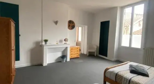 Коттедж с 5 комнатами Maison de Casteljaloux 9 Personnes