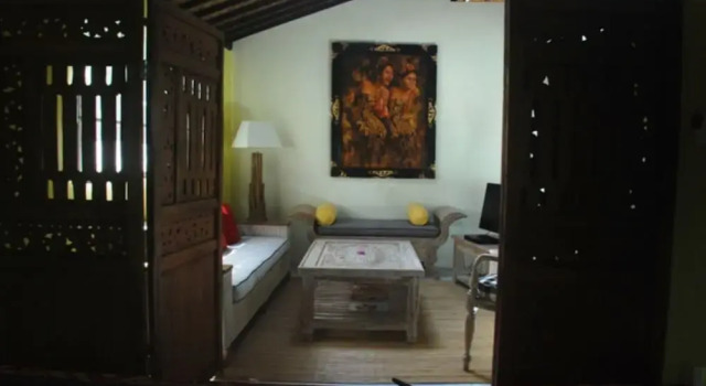 Hyacinth House