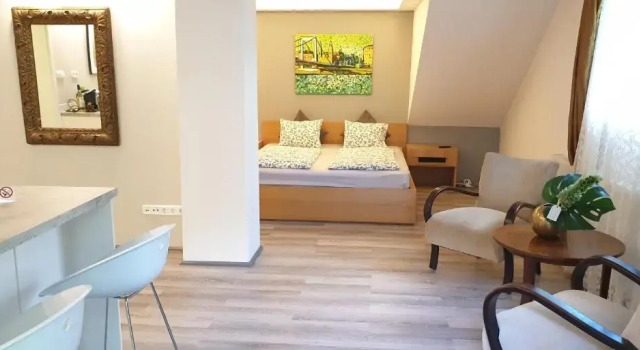 BudaSmile Appartment @ Buda Castle - FREE parking, Забронировать Отель 01. Будавар 