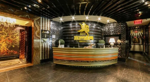 Flushing Regent Hotel, Забронировать Отель Отели Куинс с парковкой, рядом с Ontological-Hysteric Theater, Парковка