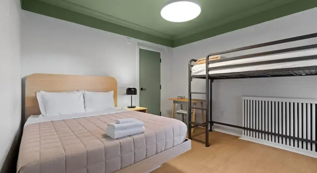 Номер Standard HI Halifax Heritage House Hostel