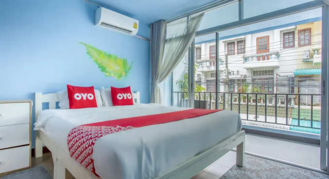 Люкс OYO 75303 V Home Guesthouse Sunday Night Market