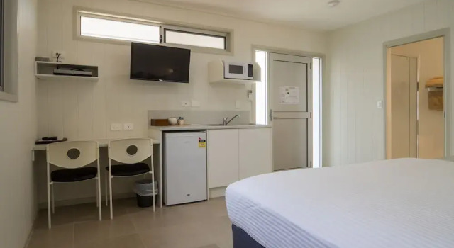 Студия Deluxe Coopers Country Lodge