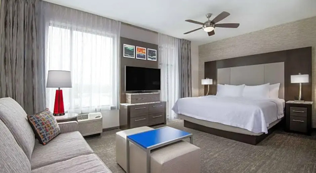 Четырёхместный люкс Hearing Accessible Homewood Suites By Hilton Steamboat Springs