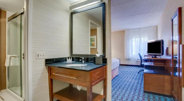 Номер Standard Fairfield Inn by Marriott Amesbury