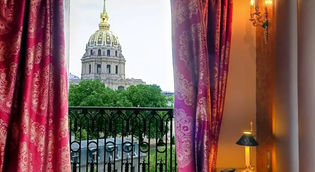 Номер Standard Hotel de LEmpereur by Malone