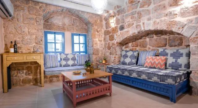 Номер Standard с балконом Arabesque Arts & Residency