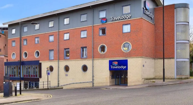 Travelodge Newcastle Central, Забронировать Отель Отели Ньюкасл-апон-Тайн с завтраком, рядом с Bessie Surtees House, Завтраки