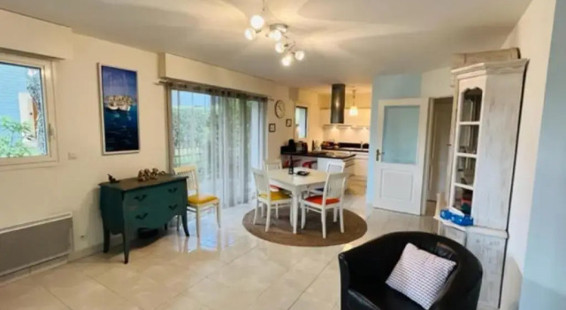 72m With Terrace And Garden Center Of Baden, Rezerwuj Apartament  