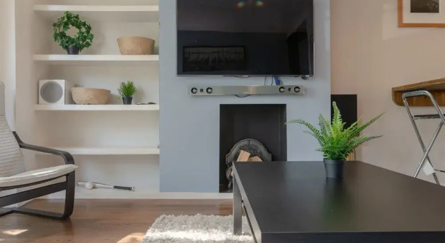 Stunning 2 Bedroom Terrace Flat in Fulham, Забронировать Отель Отели Англии 3 звезды, 3*