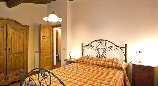 Casetta Glicine, Book Hotel Borgo a Mozzano Toscana