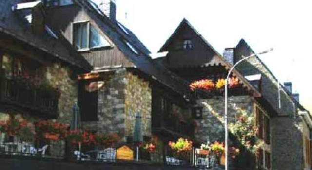Garos Vila
