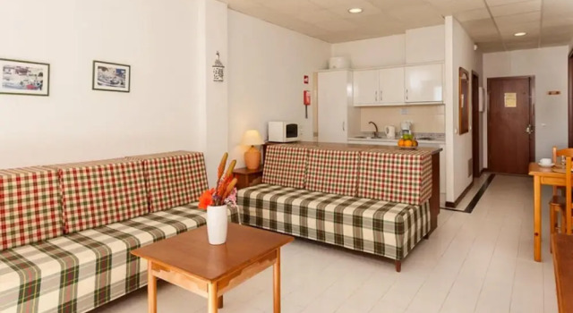 Incredible Aparthotel Studio