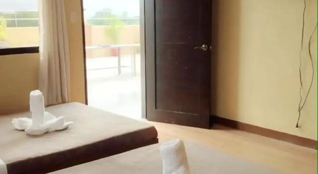 Номер Standard East Square Inn