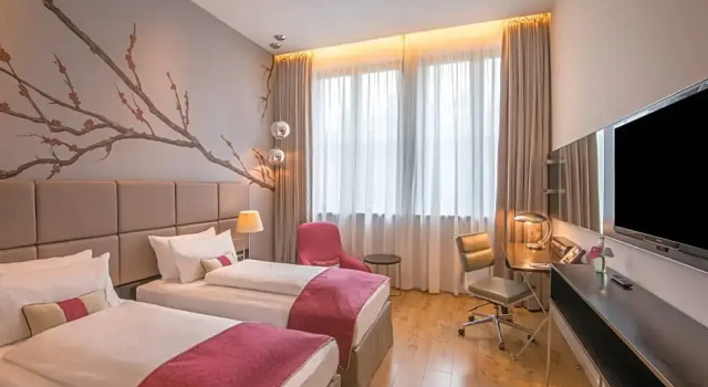 Четырёхместный номер Standard The Posthouse Berlin Potsdamer Platz- Leonardo Limited Edition