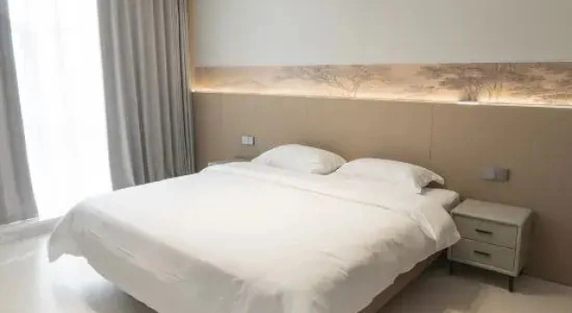 Люкс Xihai Yinxiang Apartment