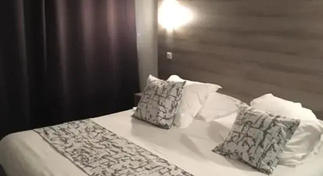 Standard huone Hotel Albizzia