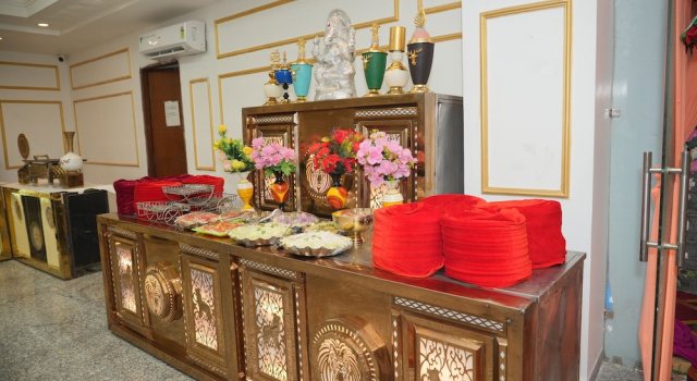 Hotel Golden Valley, Забронировать Отель Отели Фаридабад 3 звезды, 3*