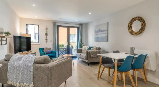 1 Putsborough - Luxury Apartment at Byron Woolacombe, only 4 minute walk to Woolacombe Beach!, Book Lejlighed Hoteller i Woolacombe med pool, nær Combesgate Beach, Swimmingpool